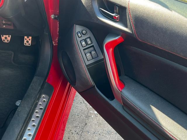 ８６ ＧＴ　社外アルミ　エアクリ　ナビ　バックカメラ　６ＭＴ　ＥＴＣ　シートカバー（28枚目）