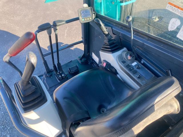 日本 SK30UR-6 油圧ショベル 移動式クレーン 新品ゴムパッド 2529h(3枚目)