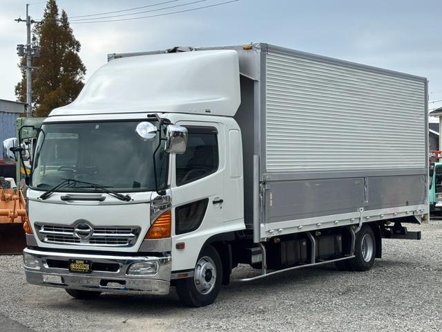 レンジャープロ ベースグレード　アルミウィング　ワイド　６２００ボディ　ラッシング２段　ベッド付　メッキパーツ　　外装仕上済（6枚目）