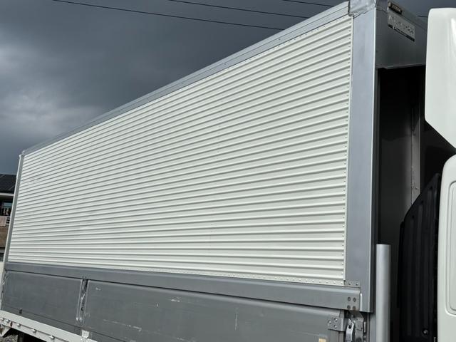 レンジャープロ ベースグレード　アルミウィング　ワイド　６２００ボディ　ラッシング２段　ベッド付　メッキパーツ　　外装仕上済（20枚目）