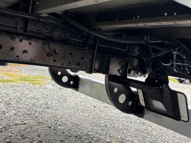 レンジャープロ ベースグレード　アルミウィング　ワイド　６２００ボディ　ラッシング２段　ベッド付　メッキパーツ　　外装仕上済（34枚目）