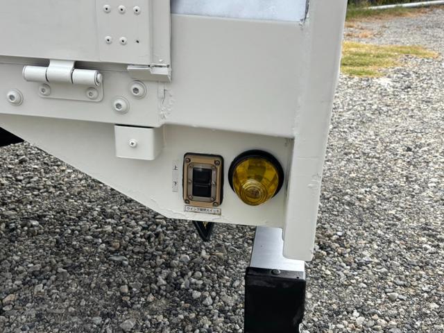 レンジャープロ ベースグレード　アルミウィング　ワイド　６２００ボディ　ラッシング２段　ベッド付　メッキパーツ　　外装仕上済（36枚目）