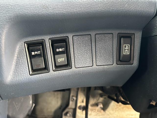 レンジャープロ ベースグレード　アルミウィング　ワイド　６２００ボディ　ラッシング２段　ベッド付　メッキパーツ　　外装仕上済（61枚目）