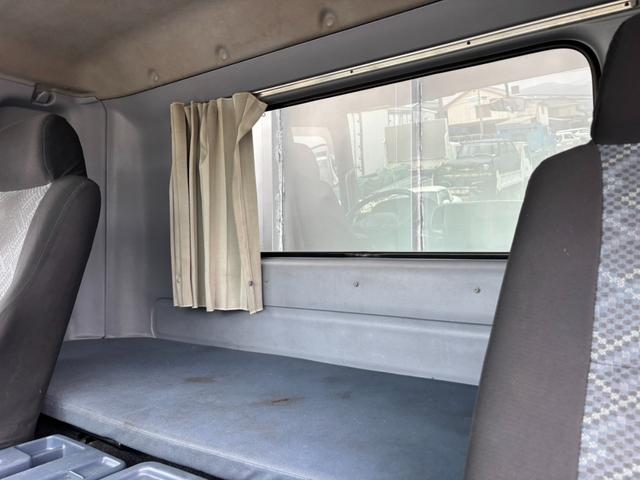 レンジャープロ ベースグレード　アルミウィング　ワイド　６２００ボディ　ラッシング２段　ベッド付　メッキパーツ　　外装仕上済（77枚目）