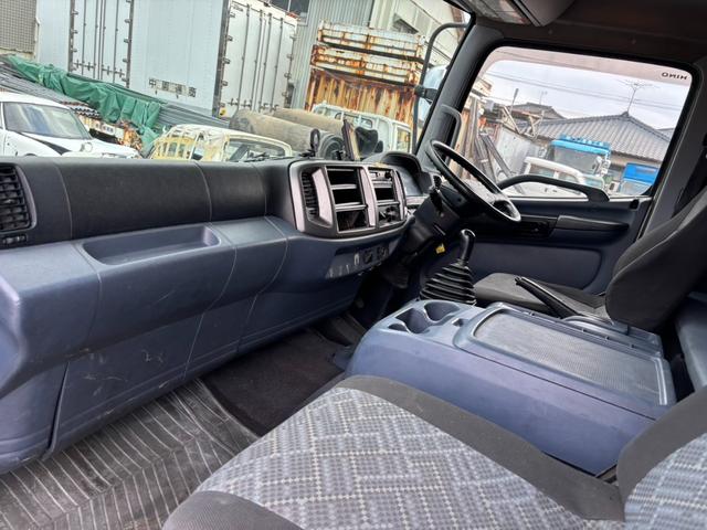 レンジャープロ ベースグレード　アルミウィング　ワイド　６２００ボディ　ラッシング２段　ベッド付　メッキパーツ　　外装仕上済（78枚目）