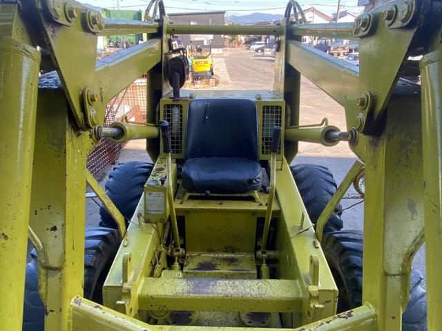 日本 　トヨタＬ＆Ｆ　ジョブサン　ＳＤＫ６　タイヤショベル　３３９２ｈ（3枚目）