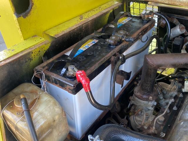 日本 　トヨタＬ＆Ｆ　ジョブサン　ＳＤＫ６　タイヤショベル　３３９２ｈ（5枚目）