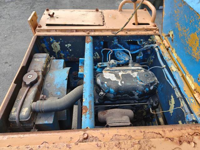 日本 　ＷＳ２００　ホイールローダー　３００５ｈ（4枚目）