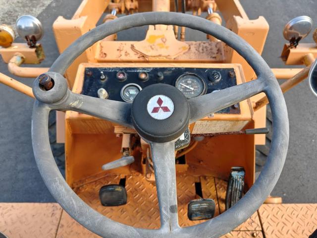 日本 　ＷＳ２００　ホイールローダー　３００５ｈ（6枚目）