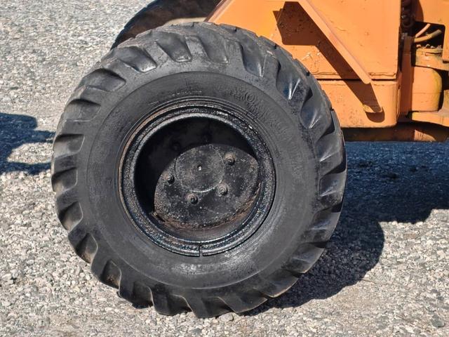 日本 　ＷＳ２００　ホイールローダー　３００５ｈ（27枚目）