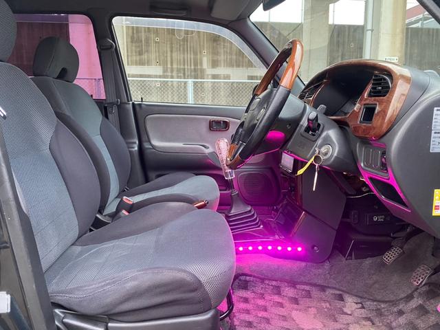 �m���L�x�ȃX�^�b�t�����҂����Ă���܂���