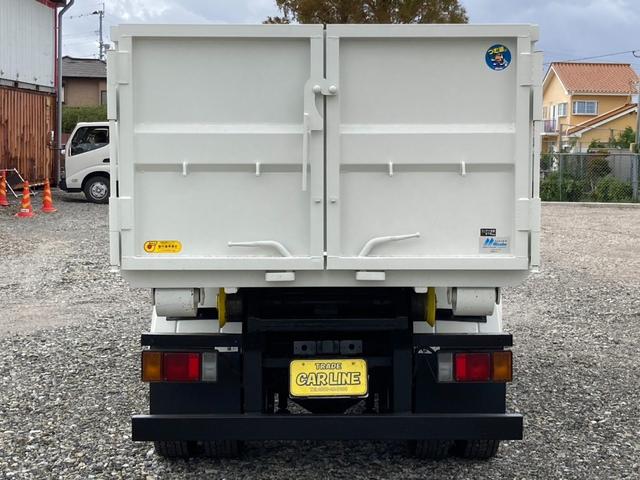 エルフトラック 　新明和製アームロール　コンテナ箱付き　メッキパーツ　総重量５ｔ未満免許対応（9枚目）