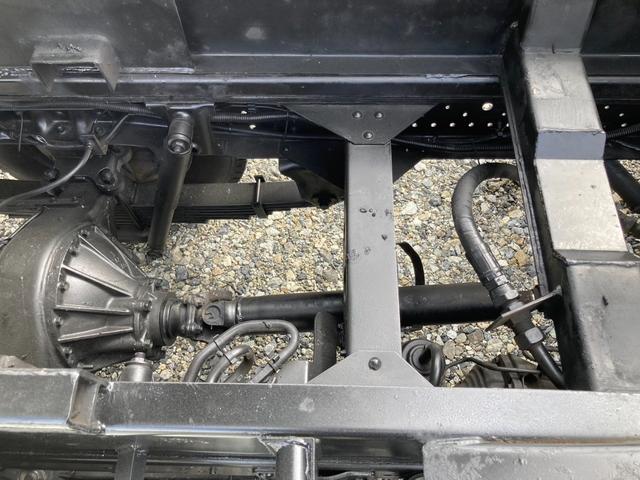 エルフトラック 　新明和製アームロール　コンテナ箱付き　メッキパーツ　総重量５ｔ未満免許対応（24枚目）