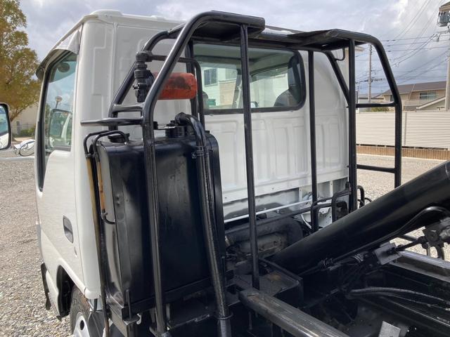 エルフトラック 　新明和製アームロール　コンテナ箱付き　メッキパーツ　総重量５ｔ未満免許対応（30枚目）