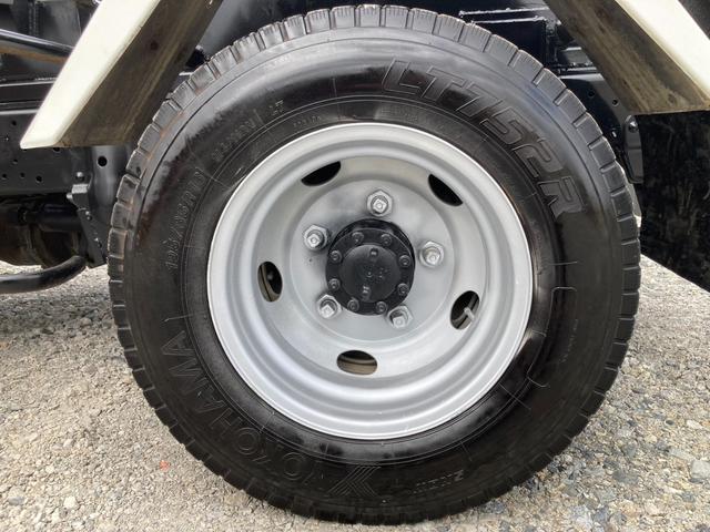 エルフトラック 　新明和製アームロール　コンテナ箱付き　メッキパーツ　総重量５ｔ未満免許対応（57枚目）