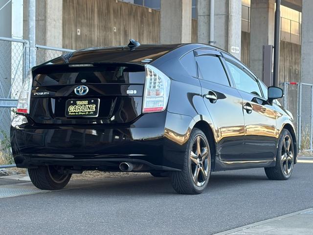 プリウス Sツーリングセレクション 社外ナビ アルミ バックカメラ LEDヘッドライト ETC スマートキー(2枚目)