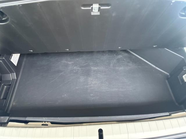 プリウス Sツーリングセレクション 社外ナビ アルミ バックカメラ LEDヘッドライト ETC スマートキー(36枚目)