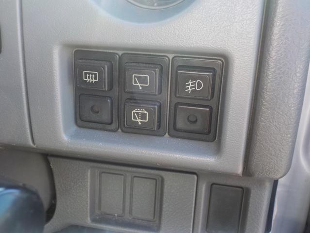 ジムニー 　ランドベンチャー　４ＷＤ　パワステ　エアコン　アルミ　オートマ　最終型（10枚目）