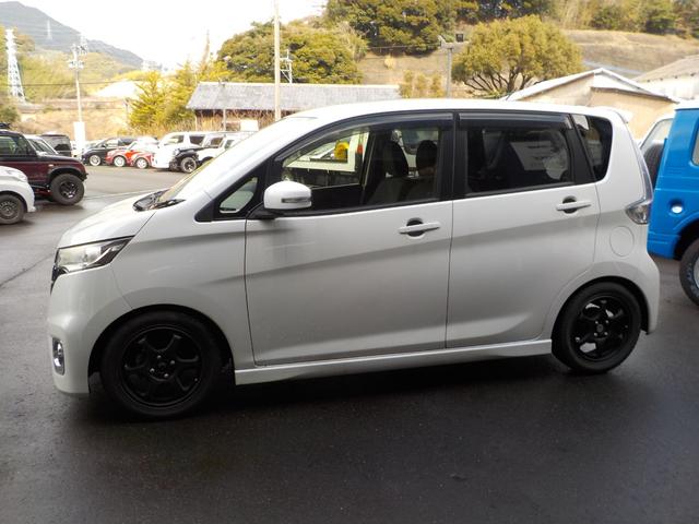 デイズ ハイウェイスター　Ｊ　テレビナビ　車高調　１５インチアルミ　社外マフラー　フォグランプ　リアスポ　ウィンカーミラー（7枚目）