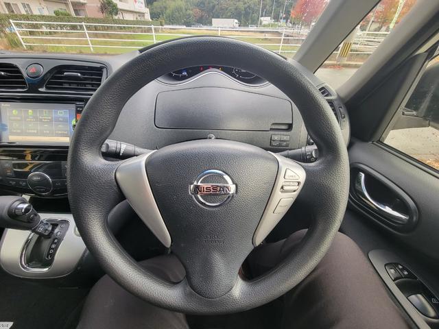 セレナ ２０Ｘ　Ｓ－ハイブリッド　ナビＣＤＤＶＤＴＶＢカメラ左側パワスラスマートキー（23枚目）