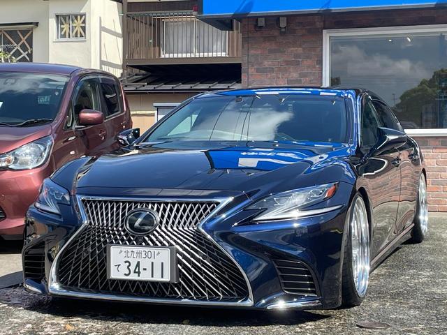 ＬＳ ＬＳ５００　Ｉパッケージ　レオンハルトゲミュート２１インチ新品　２５５／３０／２１新品国産タイヤ純正ナビ＆マルチＴＶ・パノラミックビューモニター・黒革シート・サンルーフ・走行４万Ｋｍ　禁煙車　パワートランク・デジタルミラー（12枚目）