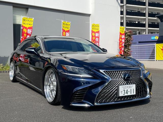 ＬＳ ＬＳ５００　Ｉパッケージ　レオンハルトゲミュート２１インチ新品　２５５／３０／２１新品国産タイヤ純正ナビ＆マルチＴＶ・パノラミックビューモニター・黒革シート・サンルーフ・走行４万Ｋｍ　禁煙車　パワートランク・デジタルミラー（34枚目）