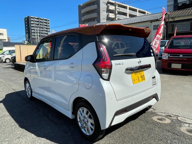デイズ ハイウェイスター　Ｘ　プロパイロットエディション　日産世界基準ハイブリッド　走行２万ＫＭ台　禁煙車　社外ＳＤナビ＆地デジＴＶ　３６０度ビューモニター　前後ドラレコ　プロパイロットシステム　プッシュスタート　スマートキー　ＥＴＣ　エマージングブレーキ（7枚目）