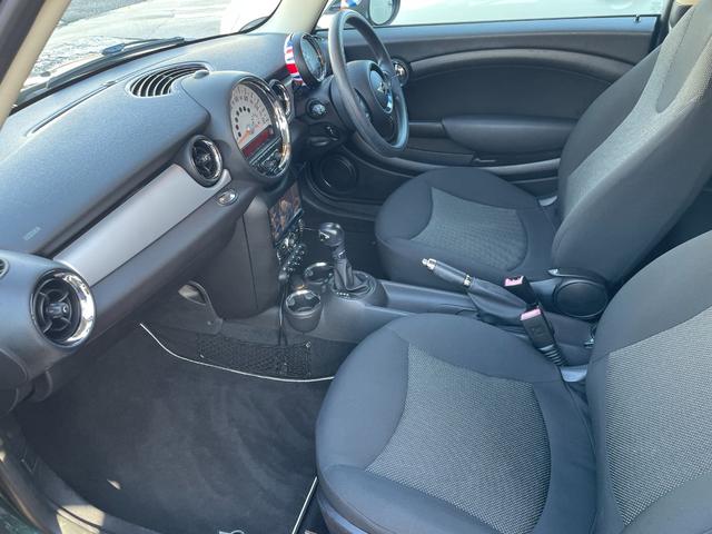 MINI ワン 正規ディラー車 後期モデル 走行4万Km 社外SDナビ&地デジTV Bluetooth 前後ドラレコ ETC OPメッキパーツ センターメーター プッシュスタート MTモード 純正15アルミ キーレス(13枚目)