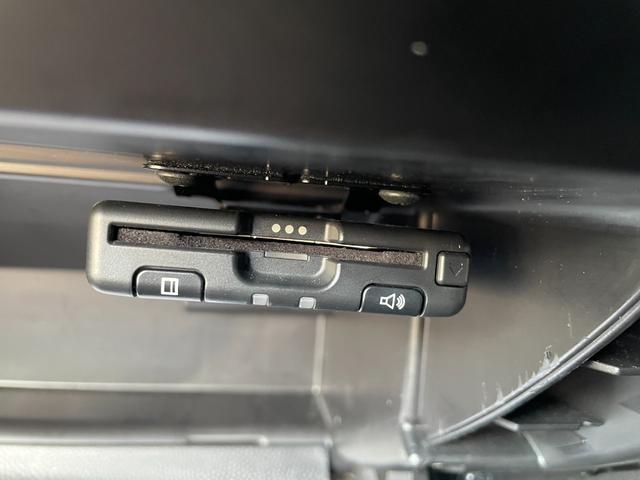 MINI ワン 正規ディラー車 後期モデル 走行4万Km 社外SDナビ&地デジTV Bluetooth 前後ドラレコ ETC OPメッキパーツ センターメーター プッシュスタート MTモード 純正15アルミ キーレス(21枚目)