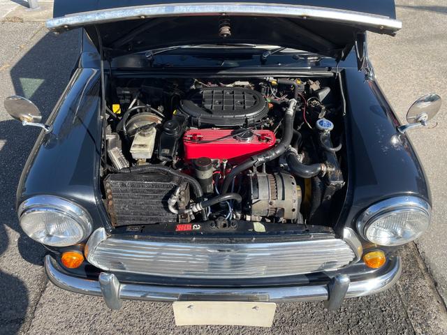MINI 1.3 正規ディラー車 4速マニュアル 走行3.2万Km ハイロウキッド クイックシフト ウッドパネル オーバーフェンダー フェンダーミラー オーバーライダー ナルディステアリング センターマフラー(21枚目)