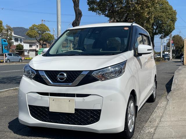 デイズ Ｘ　ワンオーナー　禁煙車　走行３万Ｋｍ台　純正９インチナビ＆地デジＴＶ　３６０度アラウンドビューモニタ　Ｂｌｕｅｔｏｏｔｈ　ＥＴＣ　ドライブレコダー　プッシュスタート　スマートキー　ｉストップ（2枚目）