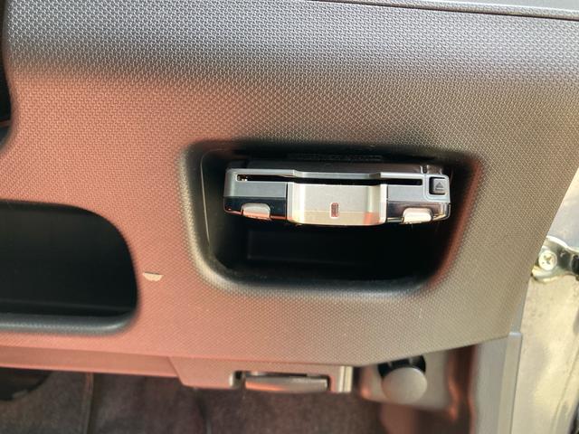 ムーヴ カスタム　ＲＳ　／ターボ／ＳＤナビ／ワンセグＴＶ／Ｂｌｕｅｔｏｏｔｈ／ＤＶＤ再生／ＬＥＤライト／純正１５ｉｎｃｈアルミホイール／ｍｏｍｏステア／スマートキー／Ｐスタート／アイドリングストップ（30枚目）