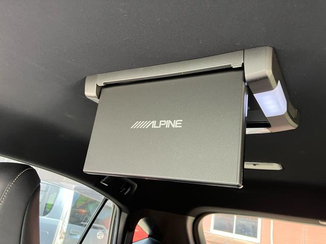 ハリアーハイブリッド プレミアム　／４ＷＤ／モデリスタエアロ／社外２０ｉｎｃｈアルミホイール／ＡＬＰＩＮＥナビ＆フリップダウンモニター／フルセグ／バックカメラ／電動リアゲート／レーンキープ／オートクルーズ／ＥＴＣ／スマートキー（45枚目）
