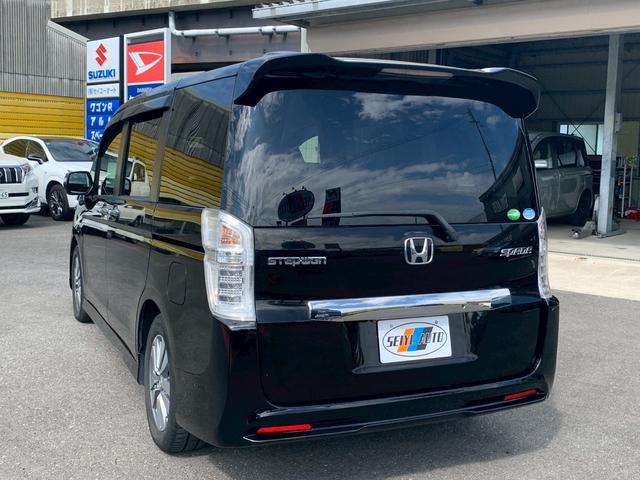 ステップワゴンスパーダ Z ETC/ナビ・フルセグTV/バックカメラ/Bluetooth接続/CD・DVD再生/両側電動スライドドア/アルミホイール/HIDヘッドランプ/3列シート/8人乗り/クルーズコントロール/スマートキー(11枚目)