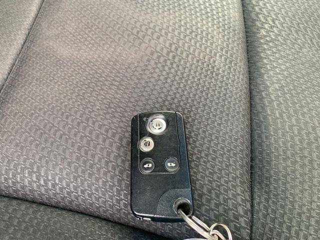 ステップワゴンスパーダ Z ETC/ナビ・フルセグTV/バックカメラ/Bluetooth接続/CD・DVD再生/両側電動スライドドア/アルミホイール/HIDヘッドランプ/3列シート/8人乗り/クルーズコントロール/スマートキー(16枚目)