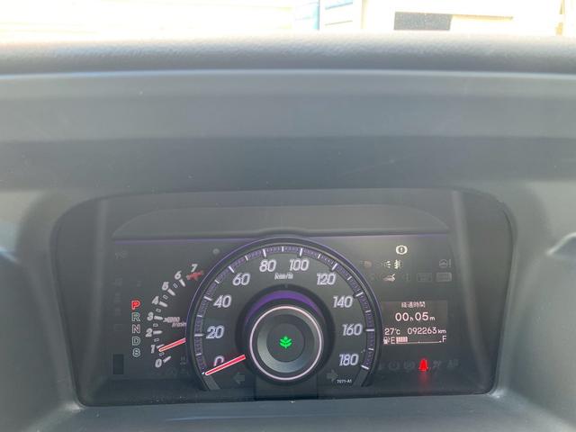 ステップワゴンスパーダ Z ETC/ナビ・フルセグTV/バックカメラ/Bluetooth接続/CD・DVD再生/両側電動スライドドア/アルミホイール/HIDヘッドランプ/3列シート/8人乗り/クルーズコントロール/スマートキー(25枚目)