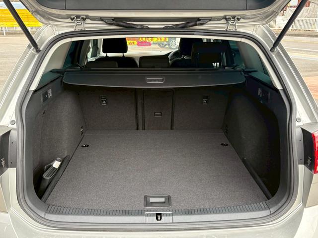 ゴルフヴァリアント ＴＳＩ　コンフォートライン　ナビ＆フルセグＴＶ／バックカメラ／ＥＴＣ／ワンオーナー／Ｂｌｕｅｔｏｏｔｈ接続／ターボ／ＬＥＤヘッドランプ／アルミホイール／アダプティブクルーズコントロール／レーンアシスト（46枚目）