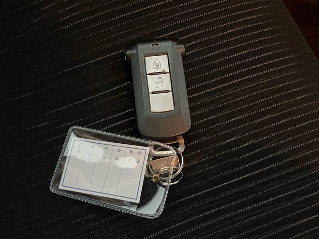 デイズルークス ハイウェイスター X Vセレクション+セーフティII バックカメラ/全周囲カメラ/Bluetooth接続/CD・DVD再生/両側スライドドア・左リア電動/プッシュスタート/スマートキー/14インチアルミホイール(37枚目)