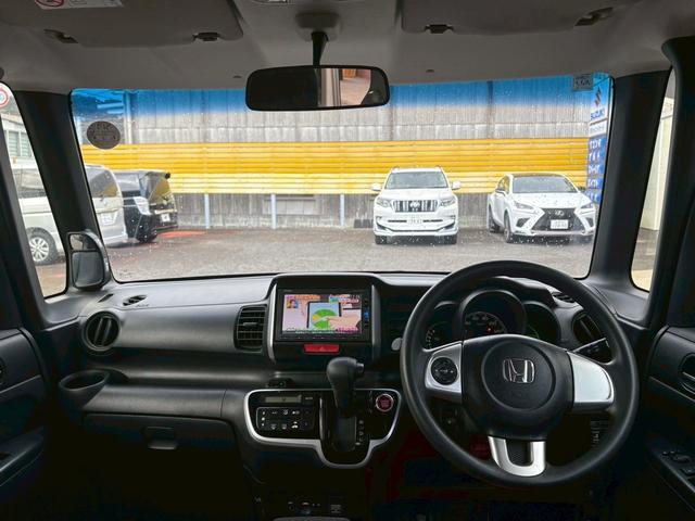 Ｎ－ＢＯＸ Ｇ・Ｌパッケージ　左側パワースライドドア／ナビ／ＴＶ／バックカメラ／ＥＴＣ／スマートキー／プッシュスタート／アイドリングストップ／ＣＤ再生／車検整備付き（4枚目）