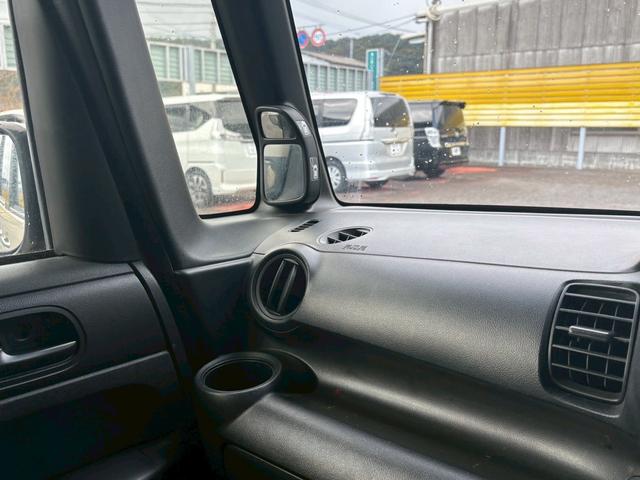 Ｎ－ＢＯＸ Ｇ・Ｌパッケージ　左側パワースライドドア／ナビ／ＴＶ／バックカメラ／ＥＴＣ／スマートキー／プッシュスタート／アイドリングストップ／ＣＤ再生／車検整備付き（28枚目）