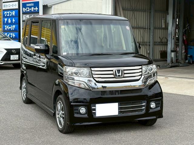 Ｎ－ＢＯＸカスタム Ｇ・Ｌパッケージ　両側パワースライドドア／ナビ／フルセグ／ＤＶＤ再生／Ｂｌｕｅｔｏｏｔｈ／バックカメラ／ＥＴＣ／スマートキー／１４インチアルミホイール（3枚目）