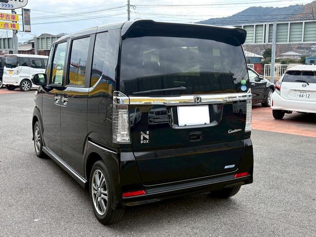 Ｎ－ＢＯＸカスタム Ｇ・Ｌパッケージ　両側パワースライドドア／ナビ／フルセグ／ＤＶＤ再生／Ｂｌｕｅｔｏｏｔｈ／バックカメラ／ＥＴＣ／スマートキー／１４インチアルミホイール（9枚目）