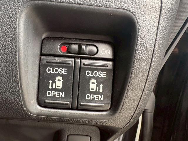 Ｎ－ＢＯＸカスタム Ｇ・Ｌパッケージ　両側パワースライドドア／ナビ／フルセグ／ＤＶＤ再生／Ｂｌｕｅｔｏｏｔｈ／バックカメラ／ＥＴＣ／スマートキー／１４インチアルミホイール（18枚目）