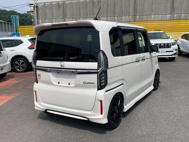 Ｎ－ＢＯＸカスタム Ｇ・ＥＸターボホンダセンシング　／衝突被害軽減ブレーキ／両側電動スライドドア／社外ナビ／フルセグ／バックカメラ／ＥＴＣ／ドラレコ／車高調／社外１６ｉｎｃｈアルミホイール／ＬＥＤヘッド＆フォグ／ハーフレザーシート（4枚目）