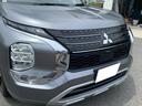 アウトランダーＰＨＥＶ Ｐ　／プラグインハイブリッド／４ＷＤ／７人乗り／衝突被害軽減ブレーキ／サンルーフ／電動リアゲート／メモリーナビ／フルセグＴＶ／全周囲カメラ／ＥＴＣ車載器／パワーシート／シートヒーター／前後ドラレコ（7枚目）