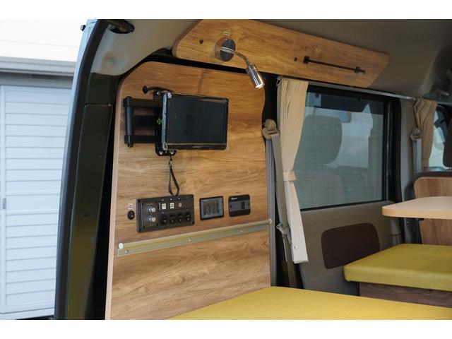 ＮＶ１００クリッパーバン ＧＸ　受注製作車両　ＳＴＳキャンパー『ＨＷ　ｗｅｒｋｓｔａｔｔ』対面対座仕様　４名乗車・２名就寝／ツインサブバッテリー／１０００Ｗインバーター／ＡＣ充電／外部電源／１００Ｗソーラー／ＳＤナビ／インナーミラー（34枚目）