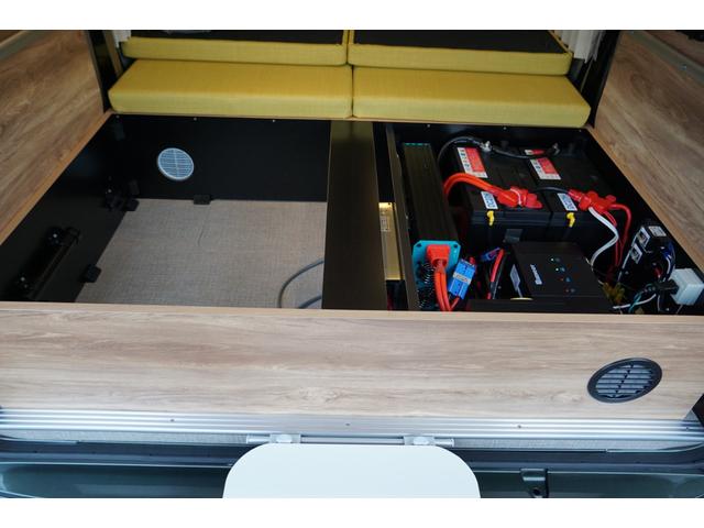 ＮＶ１００クリッパーバン ＧＸ　受注製作車両　ＳＴＳキャンパー『ＨＷ　ｗｅｒｋｓｔａｔｔ』対面対座仕様　４名乗車・２名就寝／ツインサブバッテリー／１０００Ｗインバーター／ＡＣ充電／外部電源／１００Ｗソーラー／ＳＤナビ／インナーミラー（35枚目）