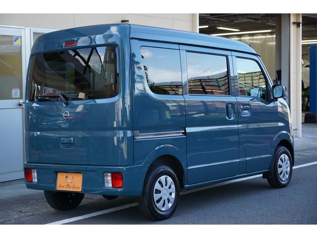 ＮＶ１００クリッパーバン ＧＸ　受注製作車両　ＳＴＳキャンパー『ＨＷ　ｗｅｒｋｓｔａｔｔ』対面対座仕様　４名乗車・２名就寝／ツインサブバッテリー／１０００Ｗインバーター／ＡＣ充電／外部電源／１００Ｗソーラー／ＳＤナビ／インナーミラー（50枚目）