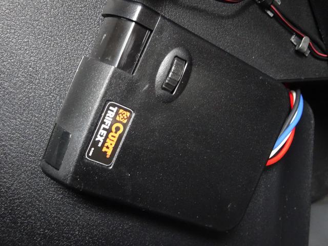 エレメント ベースグレード　４ＷＤ　ヒッチ　ワンオフＳ　新品アルミ　タイヤ　ＨＩＤヘッドライト　キーレスエントリー　Ｂｌｕｅｔｏｏｔｈ　バックカメラ　ＥＴＣ（15枚目）