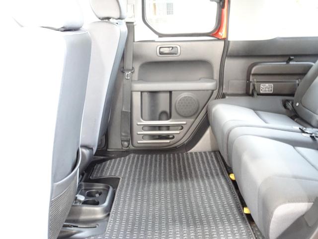 エレメント ベースグレード　４ＷＤ　ヒッチ　ワンオフＳ　新品アルミ　タイヤ　ＨＩＤヘッドライト　キーレスエントリー　Ｂｌｕｅｔｏｏｔｈ　バックカメラ　ＥＴＣ（24枚目）